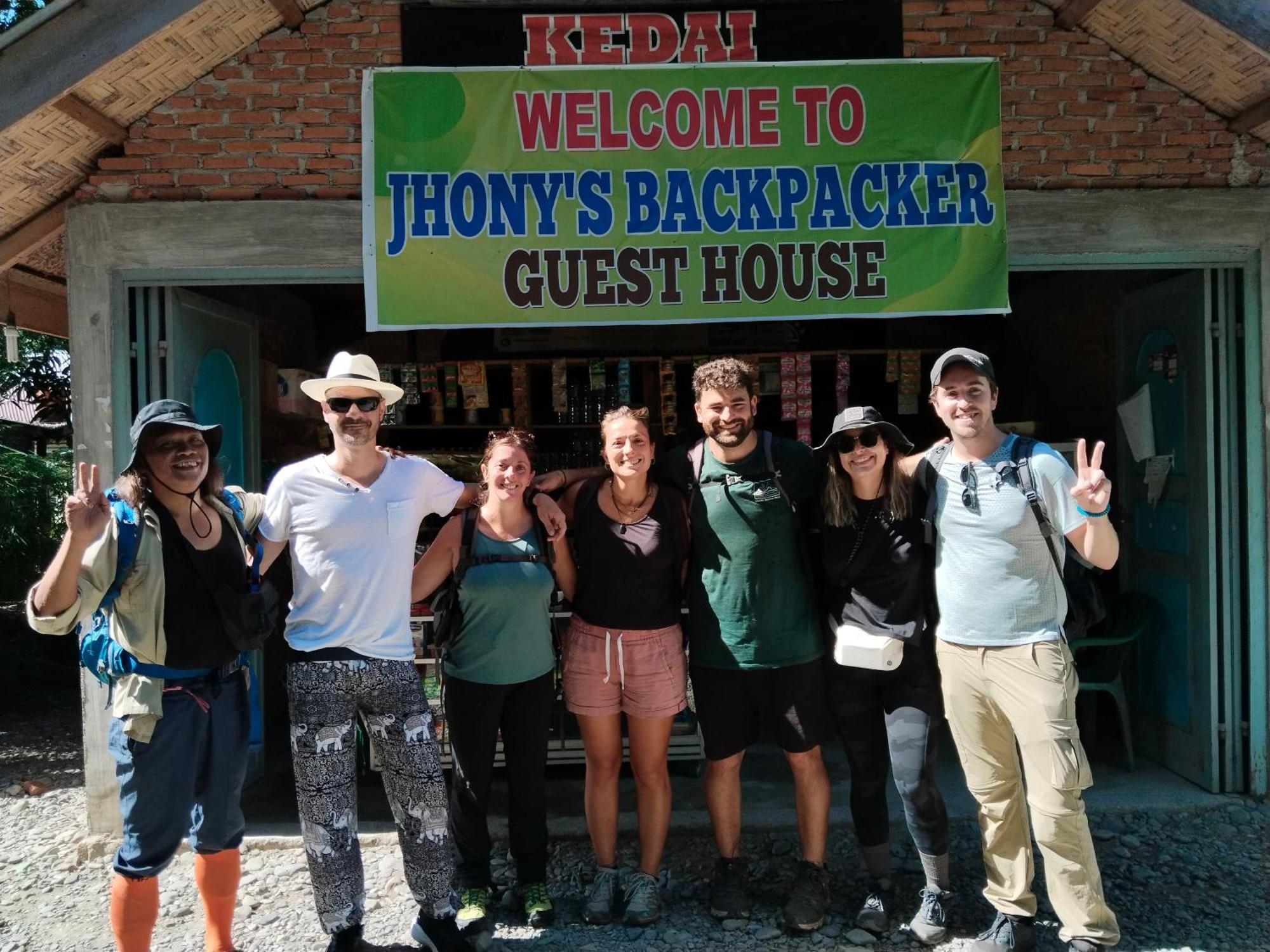 Jhony'S Backpacker-Guest House Only Stay Here Book Treking With Us Bukit Lawang Luaran gambar