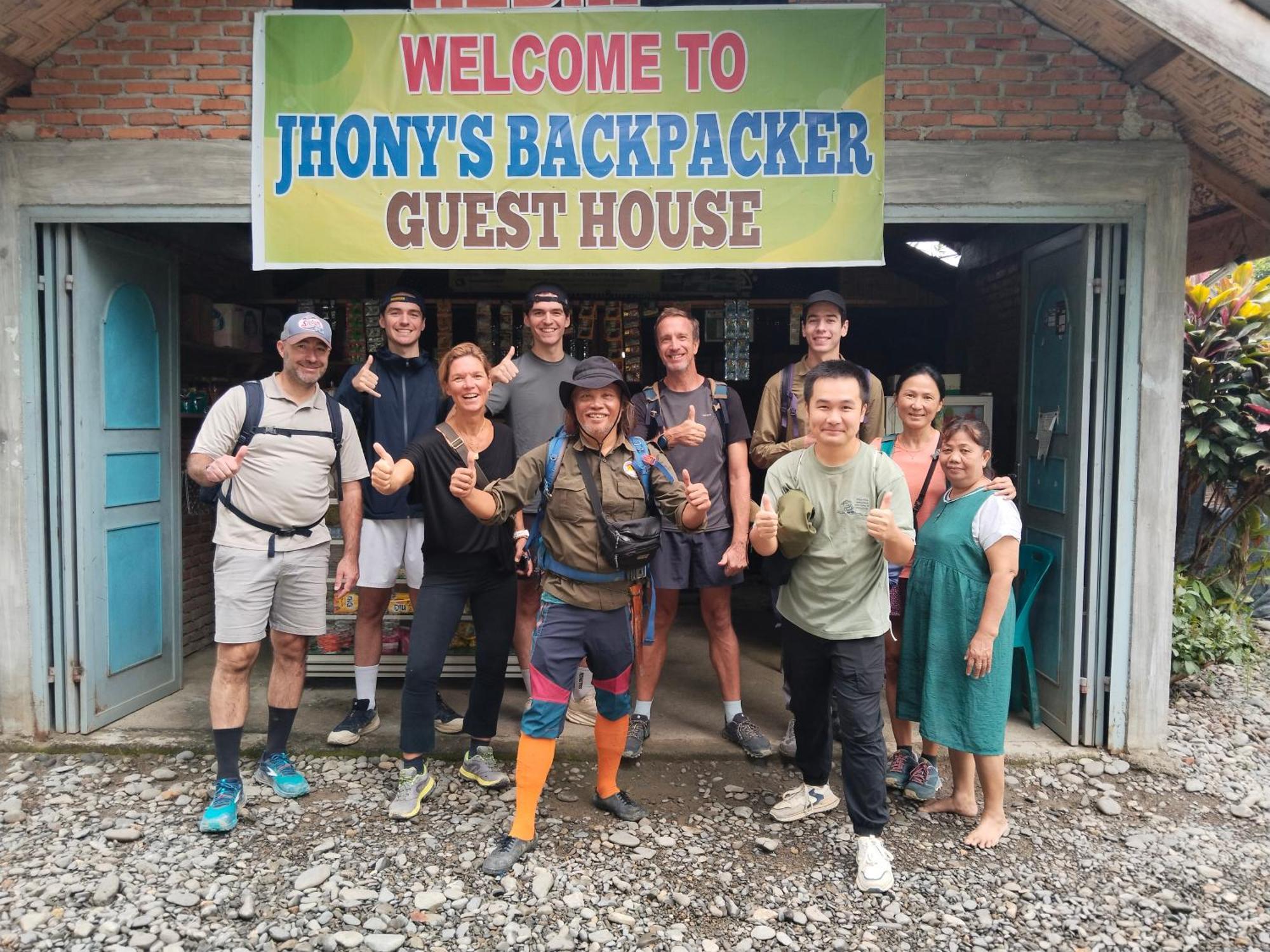 Jhony'S Backpacker-Guest House Only Stay Here Book Treking With Us Bukit Lawang Luaran gambar