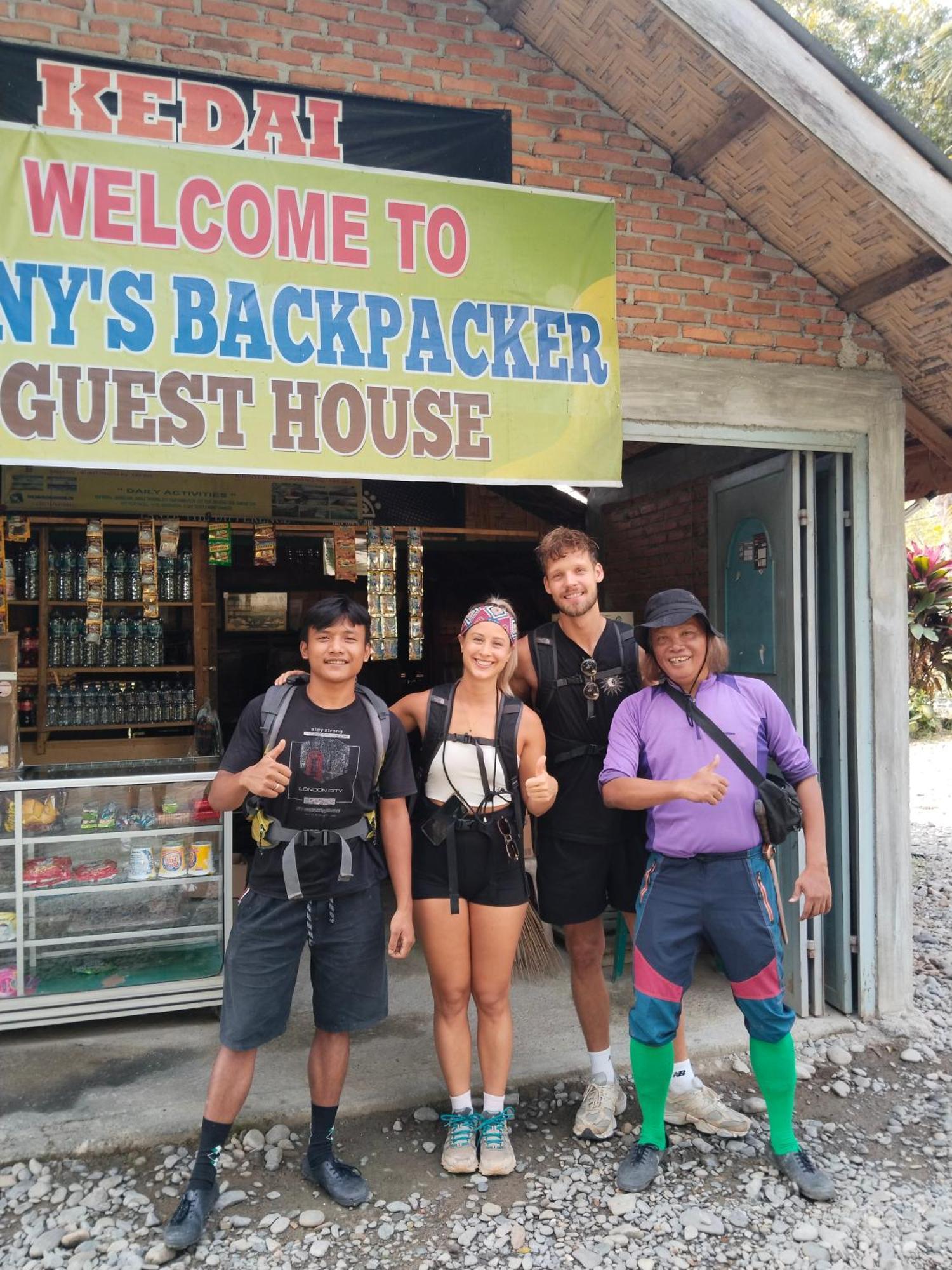 Jhony'S Backpacker-Guest House Only Stay Here Book Treking With Us Bukit Lawang Luaran gambar