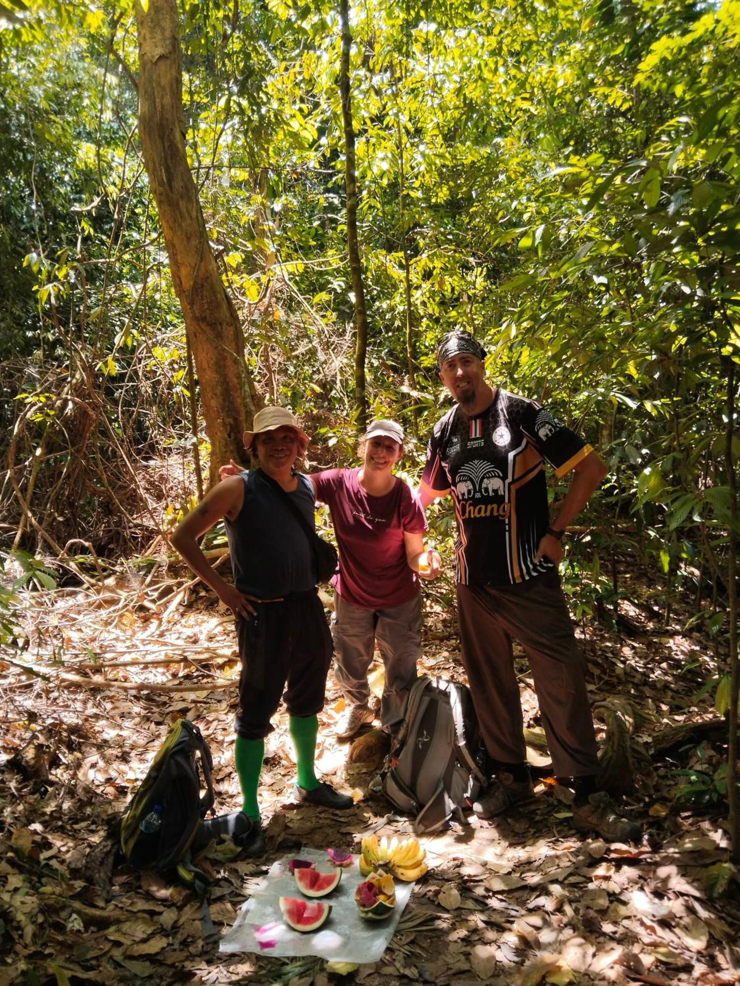 Jhony'S Backpacker-Guest House Only Stay Here Book Treking With Us Bukit Lawang Luaran gambar